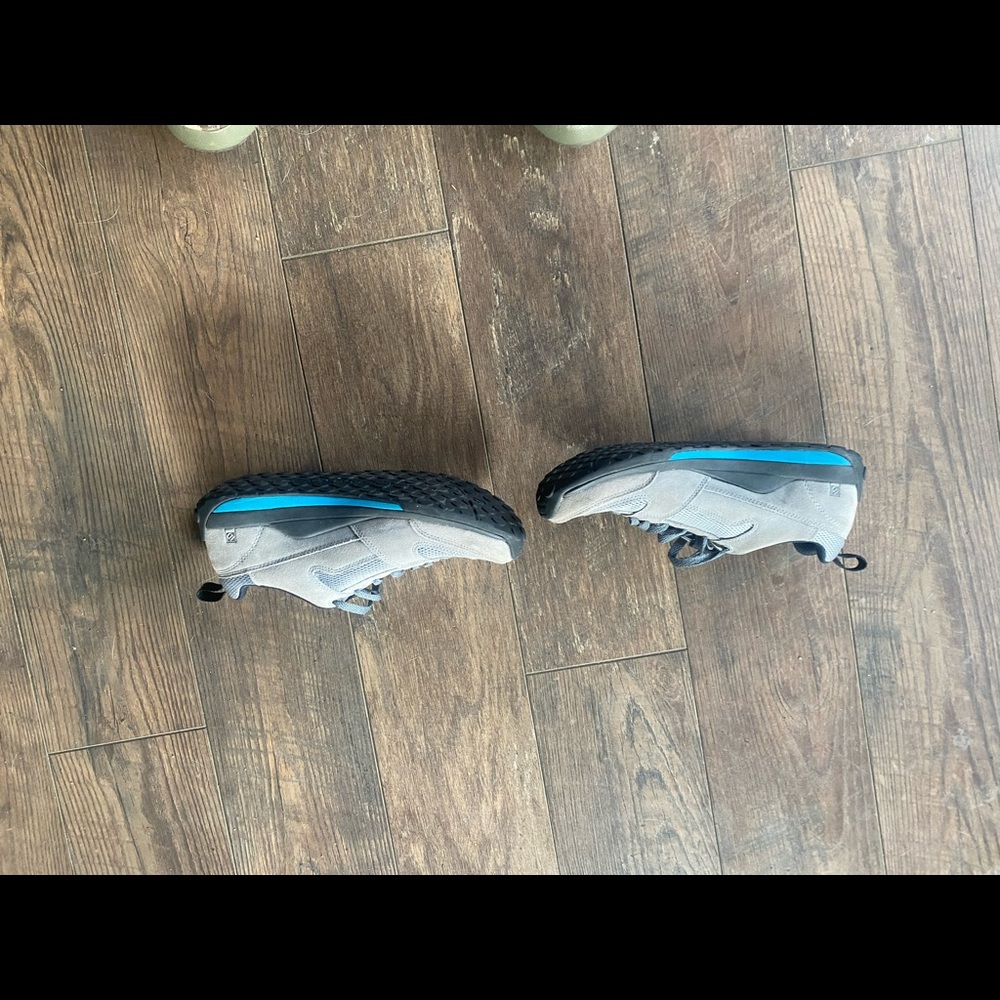 Five ten ascent mens size 9.5